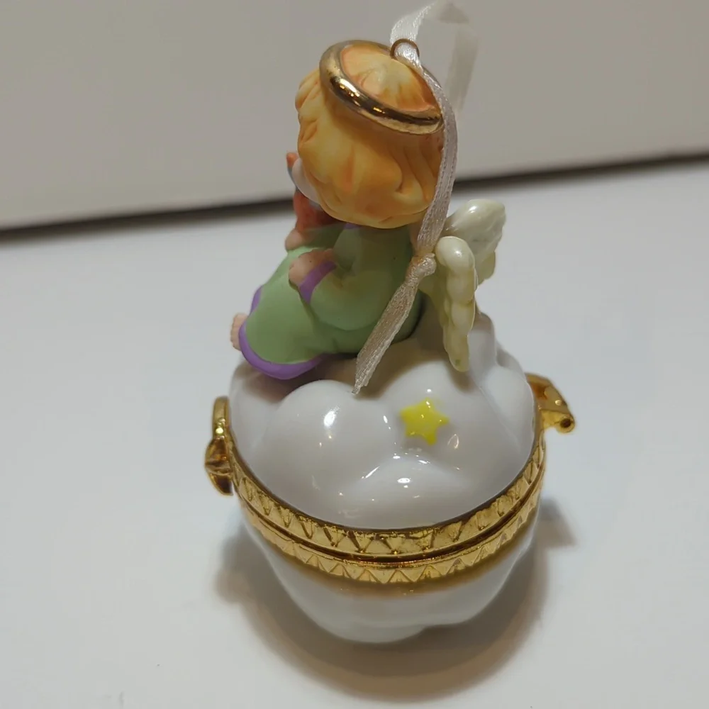 Hallmark 1999 little